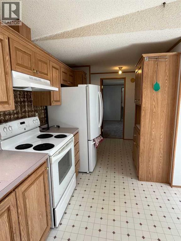 230 4 Street, Stirling, Alberta  T0K 2E0 - Photo 8 - A2297860