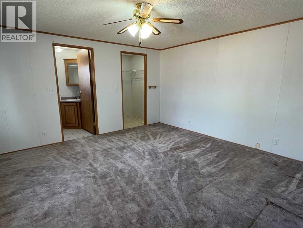 230 4 Street, Stirling, Alberta  T0K 2E0 - Photo 11 - A2297860