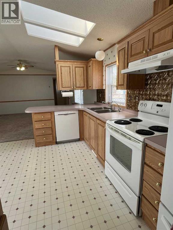 230 4 Street, Stirling, Alberta  T0K 2E0 - Photo 9 - A2297860