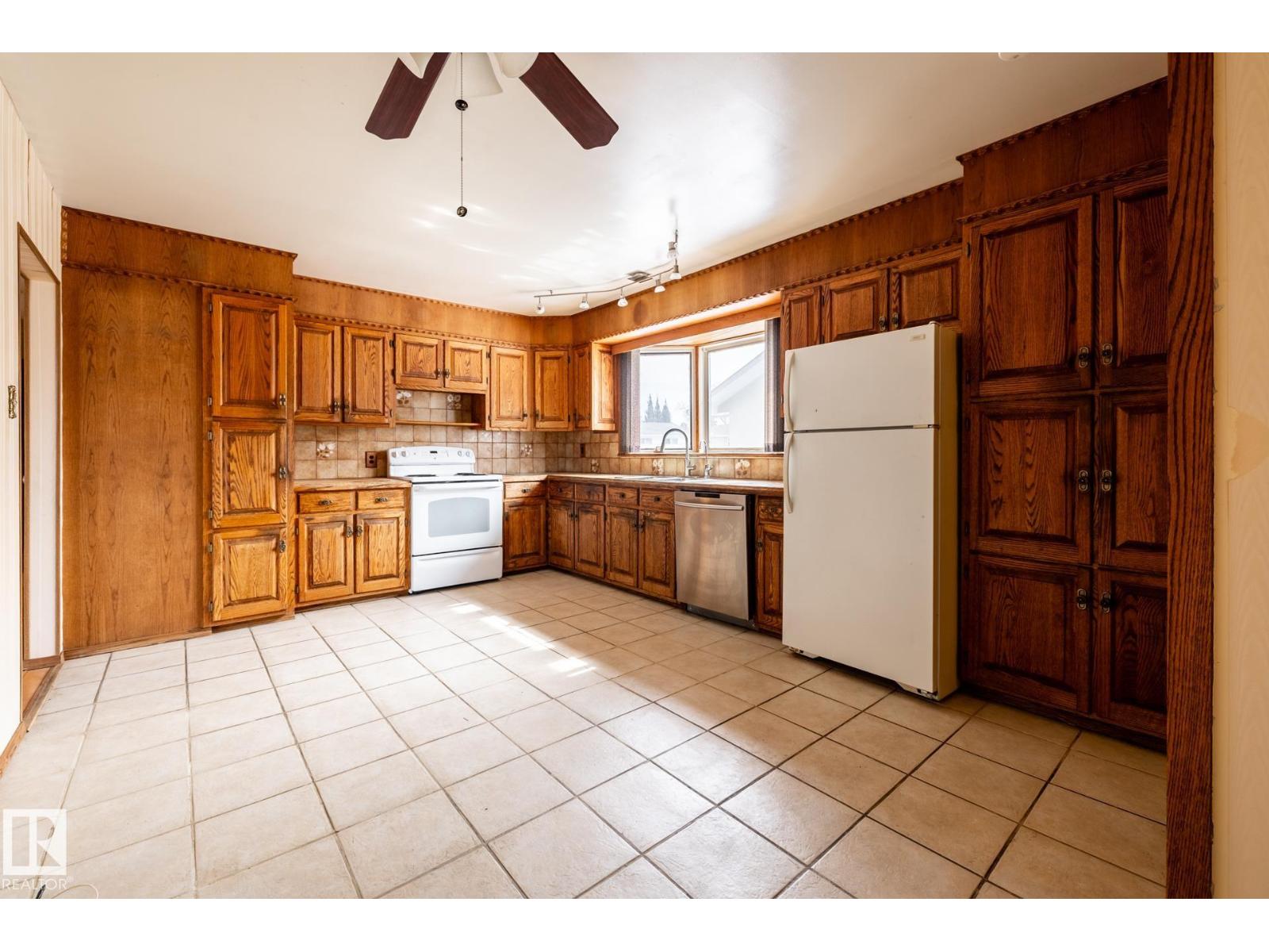 Unknown Address, ,     - Photo 10 - E4480851