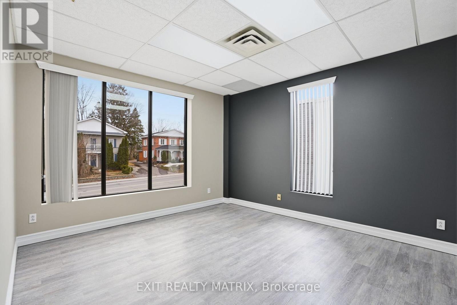 201 - 444 Mc Gill Street, Hawkesbury, Ontario  K6A 1R2 - Photo 11 - X12963816