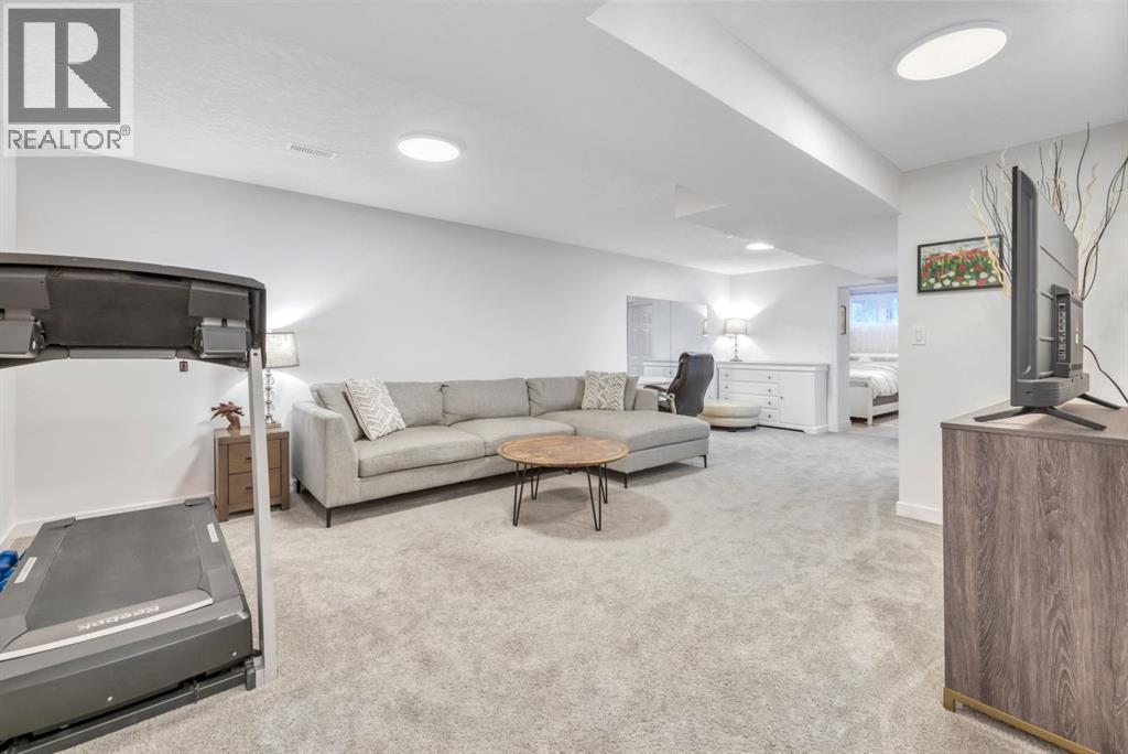 88 Legacy Glen Place SE, Calgary, Alberta  T2X 4T5 - Photo 29 - A2285175