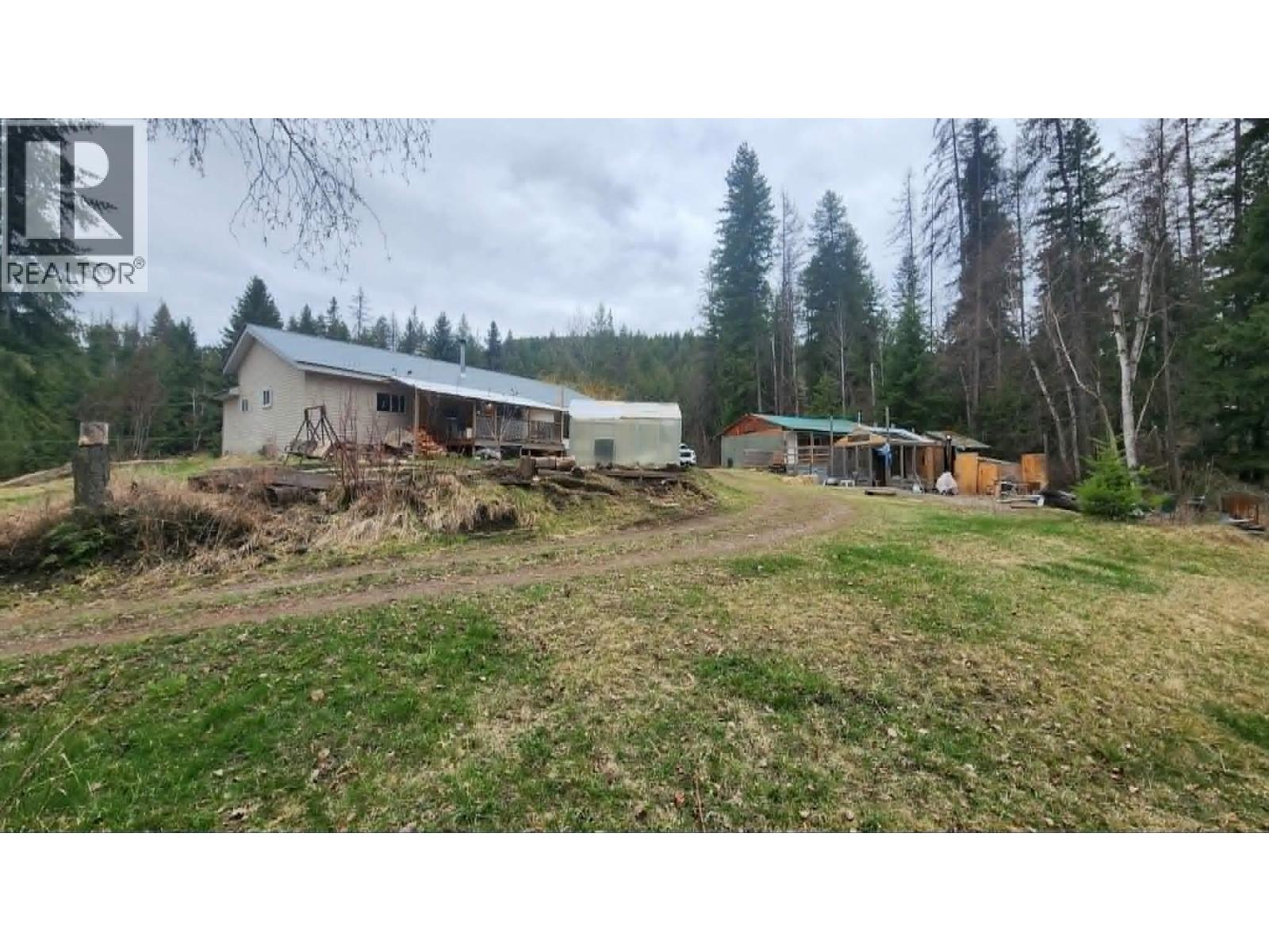 12 Specht Road, Cherryville, British Columbia  V0E 2G3 - Photo 22 - 10382145