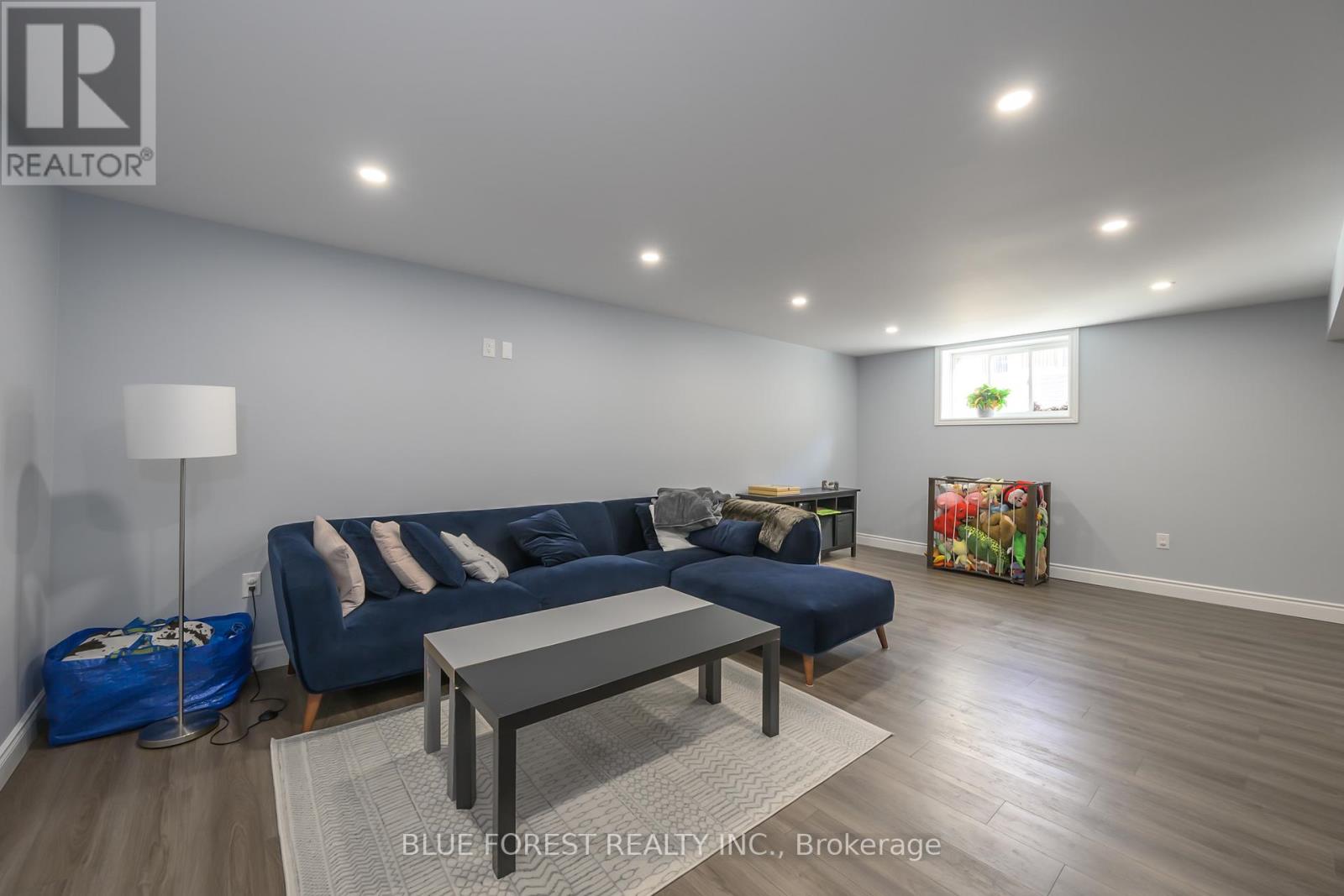 7 St Andrews Drive, St. Thomas, Ontario  N5R 0G2 - Photo 26 - X12963446