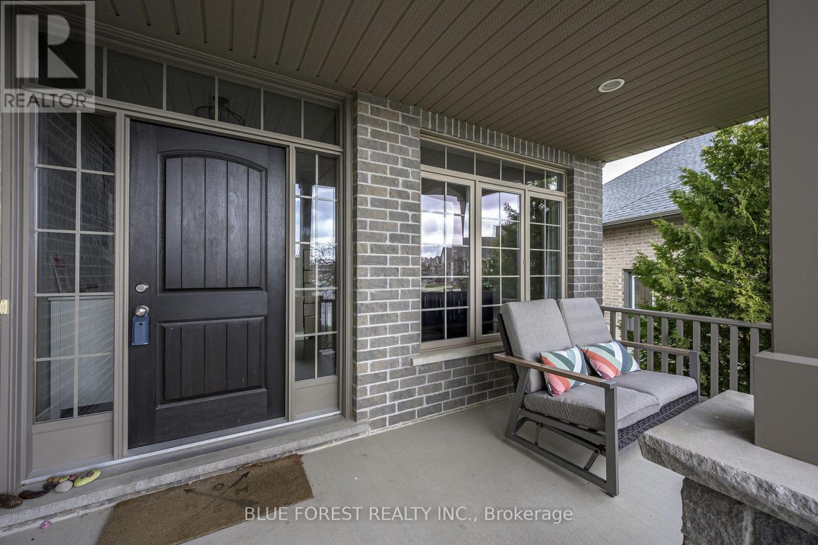 7 St Andrews Drive, St. Thomas, Ontario  N5R 0G2 - Photo 3 - X12963446