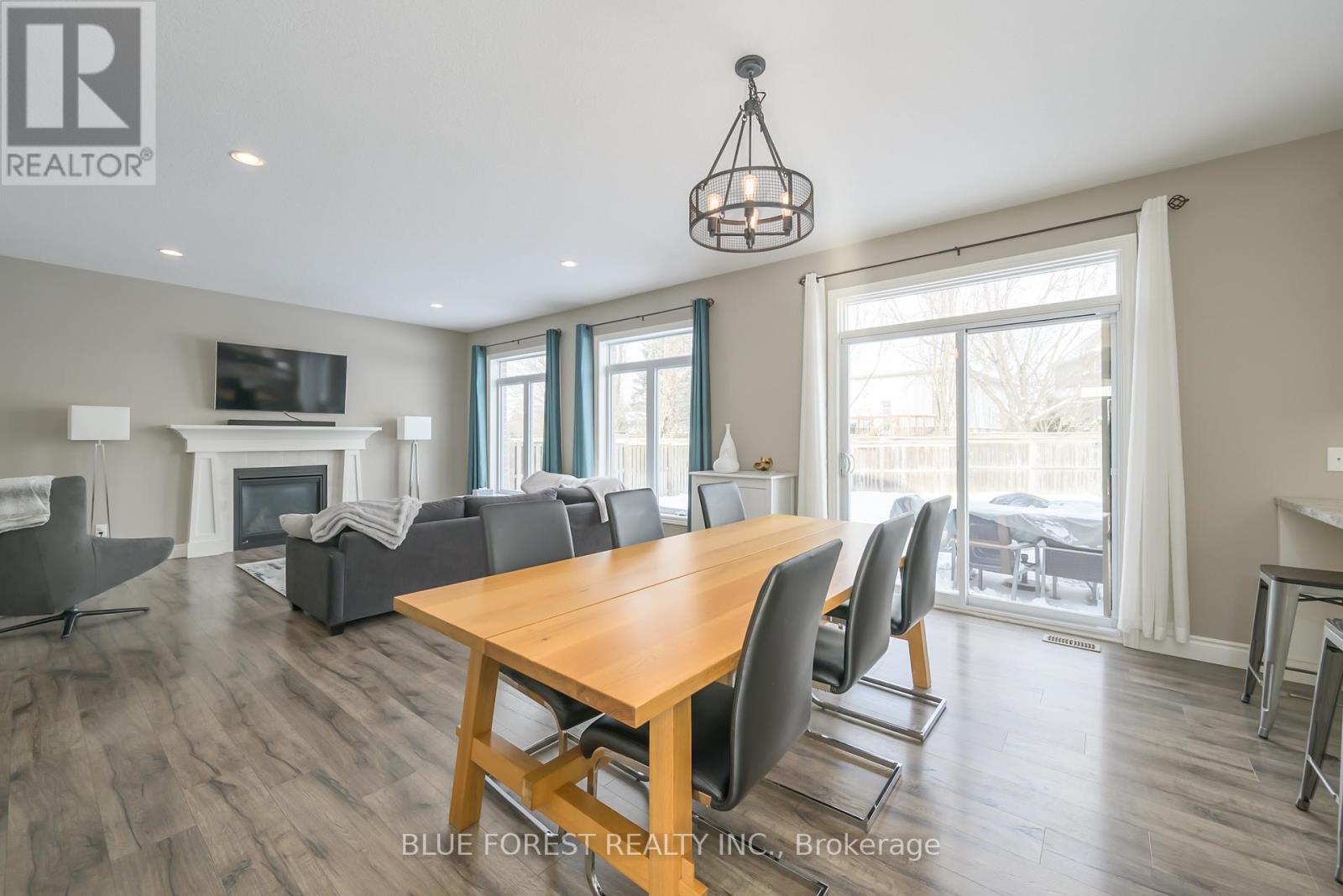 7 St Andrews Drive, St. Thomas, Ontario  N5R 0G2 - Photo 8 - X12963446