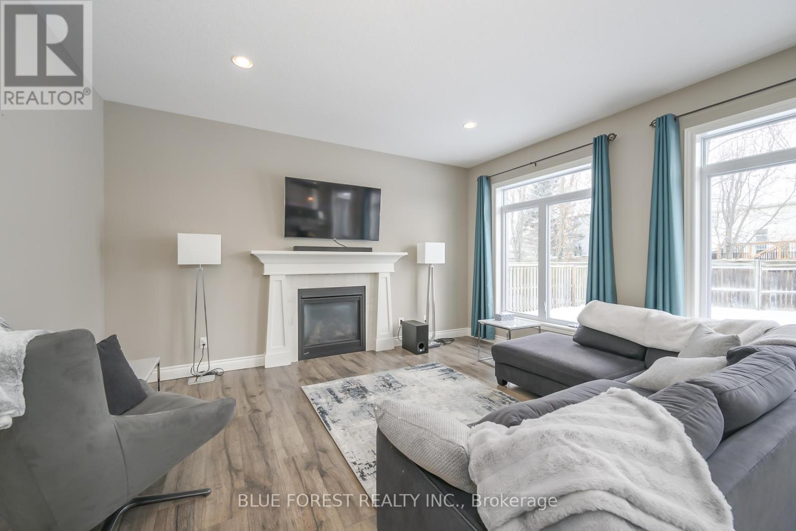 7 St Andrews Drive, St. Thomas, Ontario  N5R 0G2 - Photo 9 - X12963446