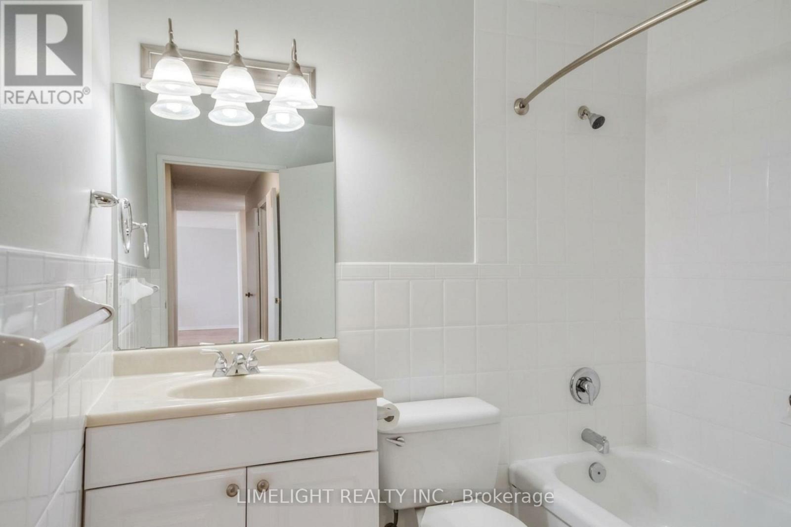 308 - 135 Base Line Road W, London South, Ontario  N6J 4W4 - Photo 14 - X12963564