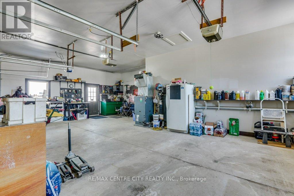 34135 Talbot Line, Southwold, Ontario  N0L 2E0 - Photo 35 - X12963642