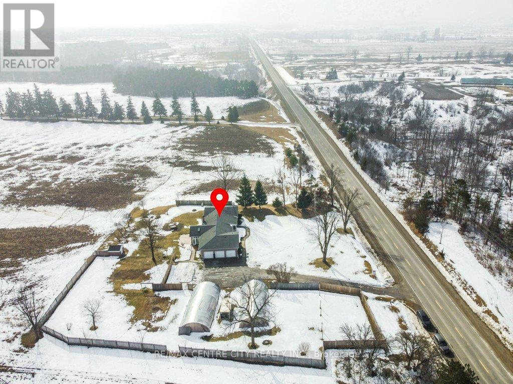 34135 Talbot Line, Southwold, Ontario  N0L 2E0 - Photo 41 - X12963642