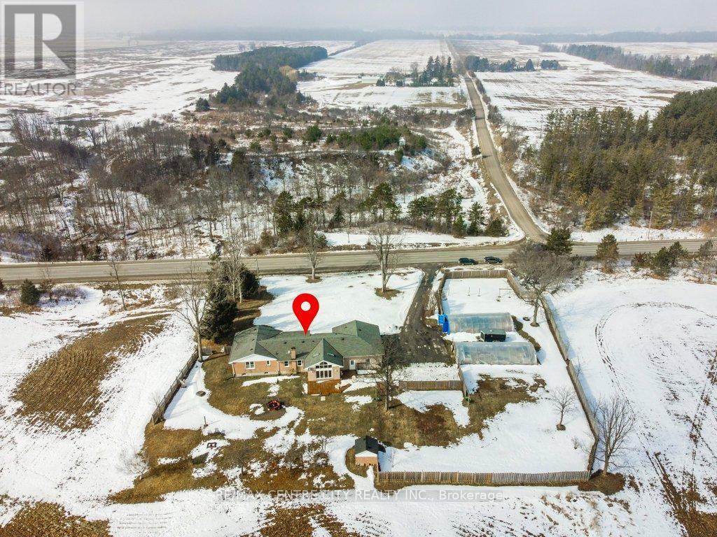 34135 Talbot Line, Southwold, Ontario  N0L 2E0 - Photo 42 - X12963642