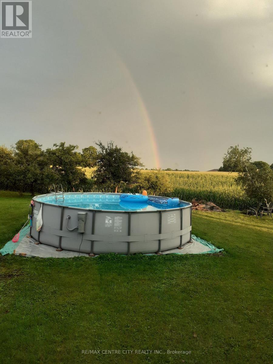 34135 Talbot Line, Southwold, Ontario  N0L 2E0 - Photo 47 - X12963642