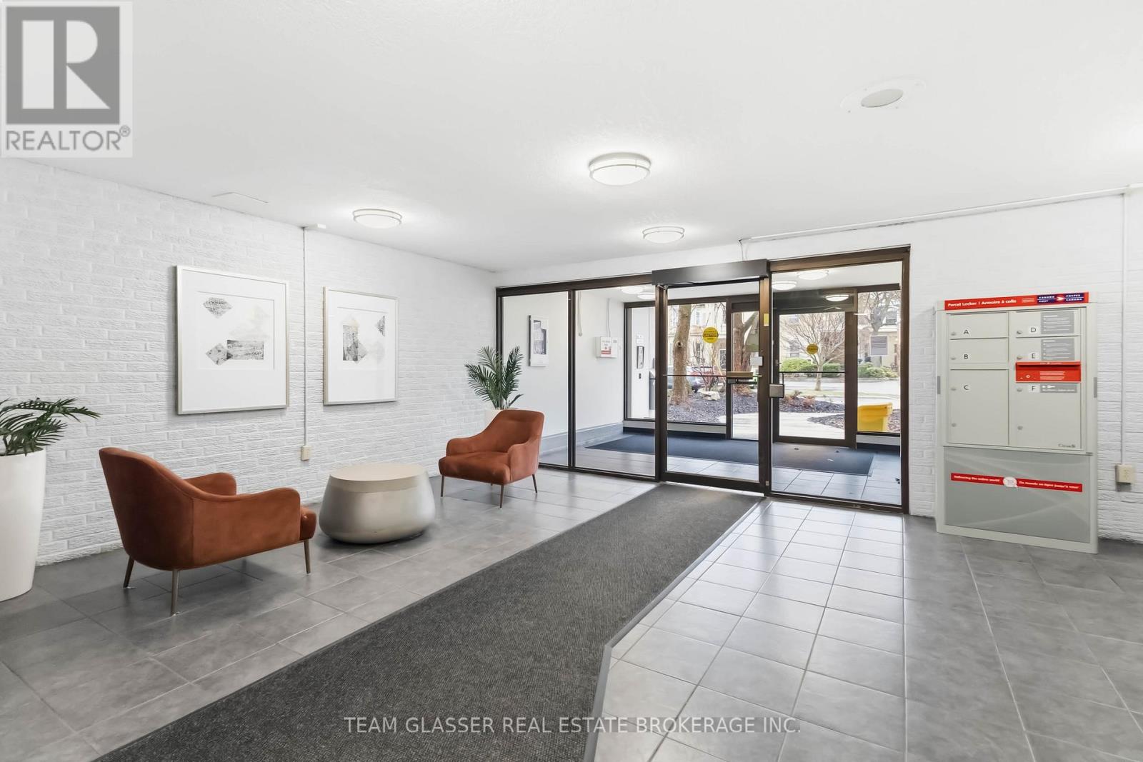 906 - 498 Queens Avenue, London East, Ontario  N6B 3K9 - Photo 2 - X12963754