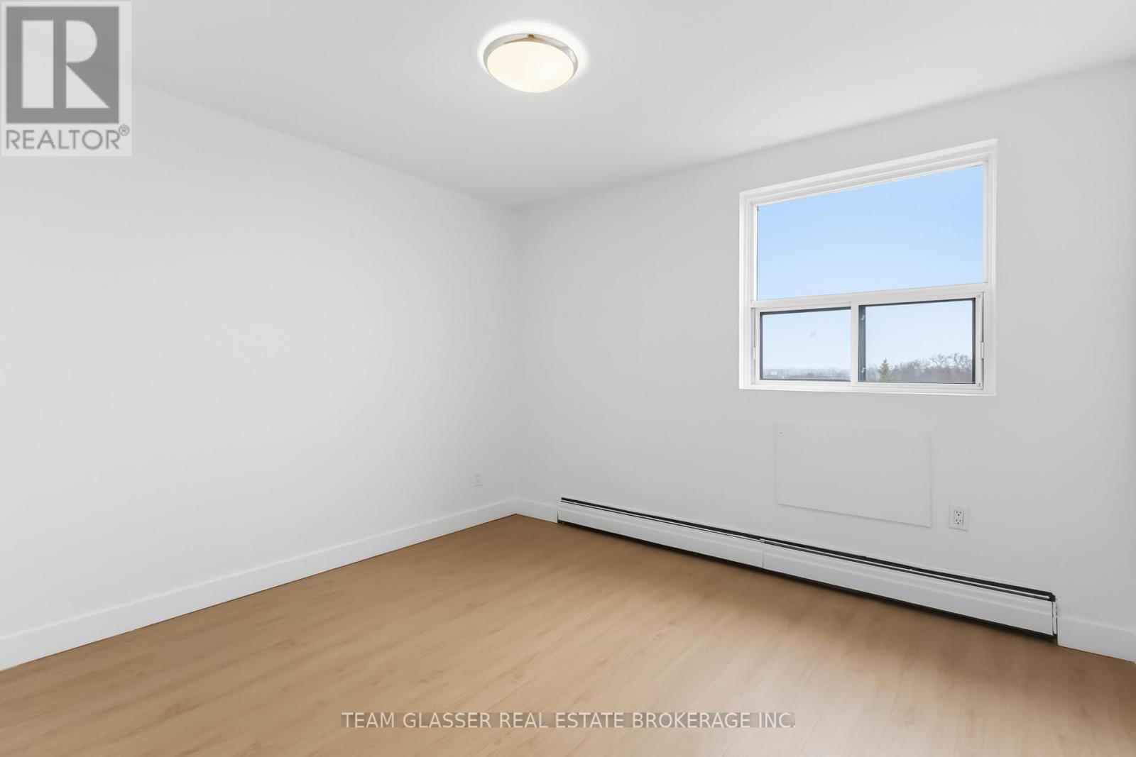 906 - 498 Queens Avenue, London East, Ontario  N6B 3K9 - Photo 9 - X12963754