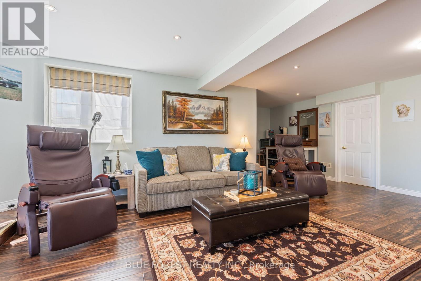 37 Upper Canada Drive, Norfolk, Ontario  N0E 1M0 - Photo 22 - X12963788