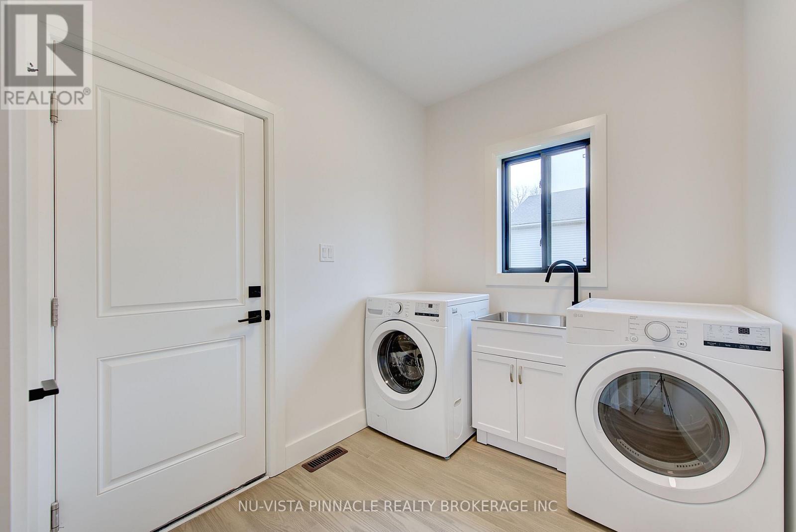 1564 Benjamin Drive, London East, Ontario  N5V 5J5 - Photo 25 - X12963792