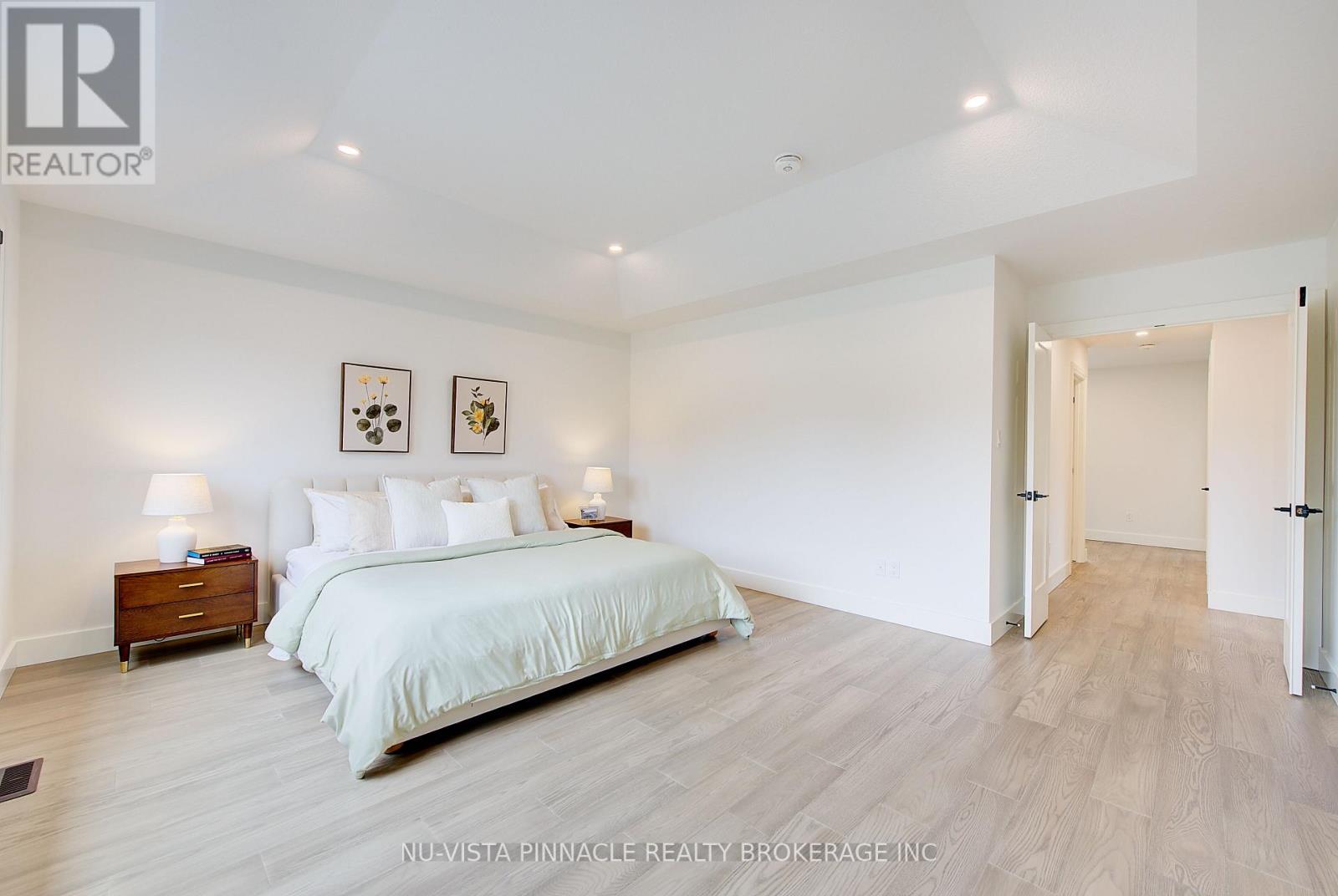 1564 Benjamin Drive, London East, Ontario  N5V 5J5 - Photo 31 - X12963792