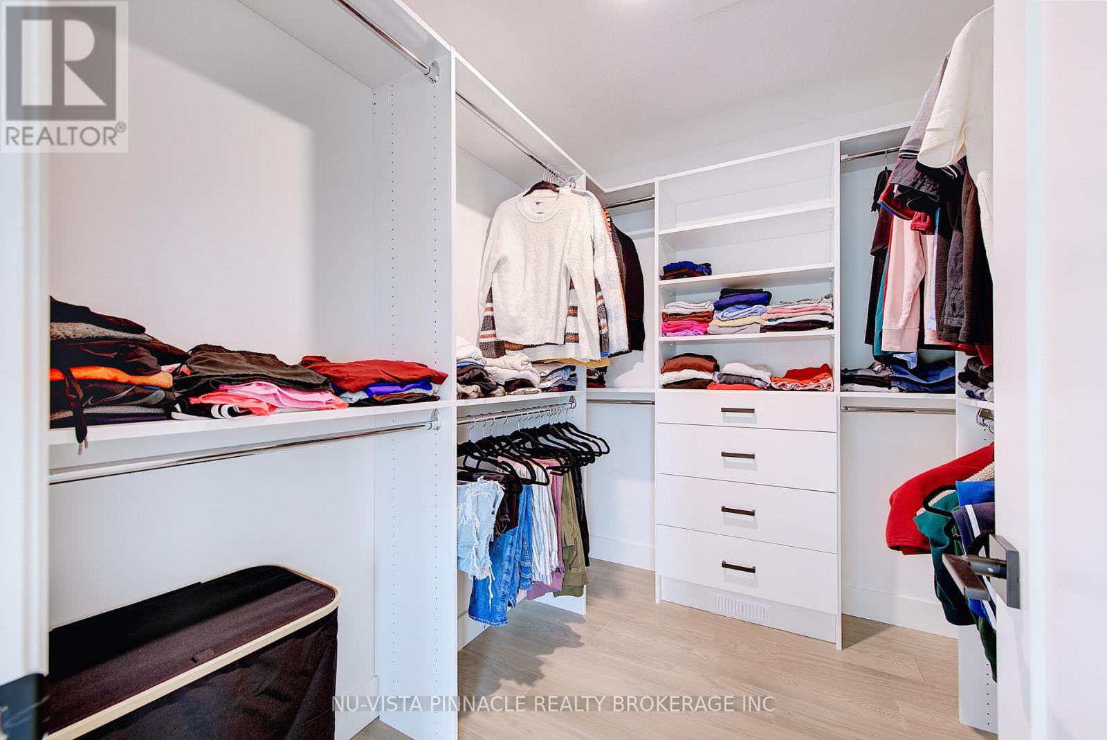 1564 Benjamin Drive, London East, Ontario  N5V 5J5 - Photo 35 - X12963792