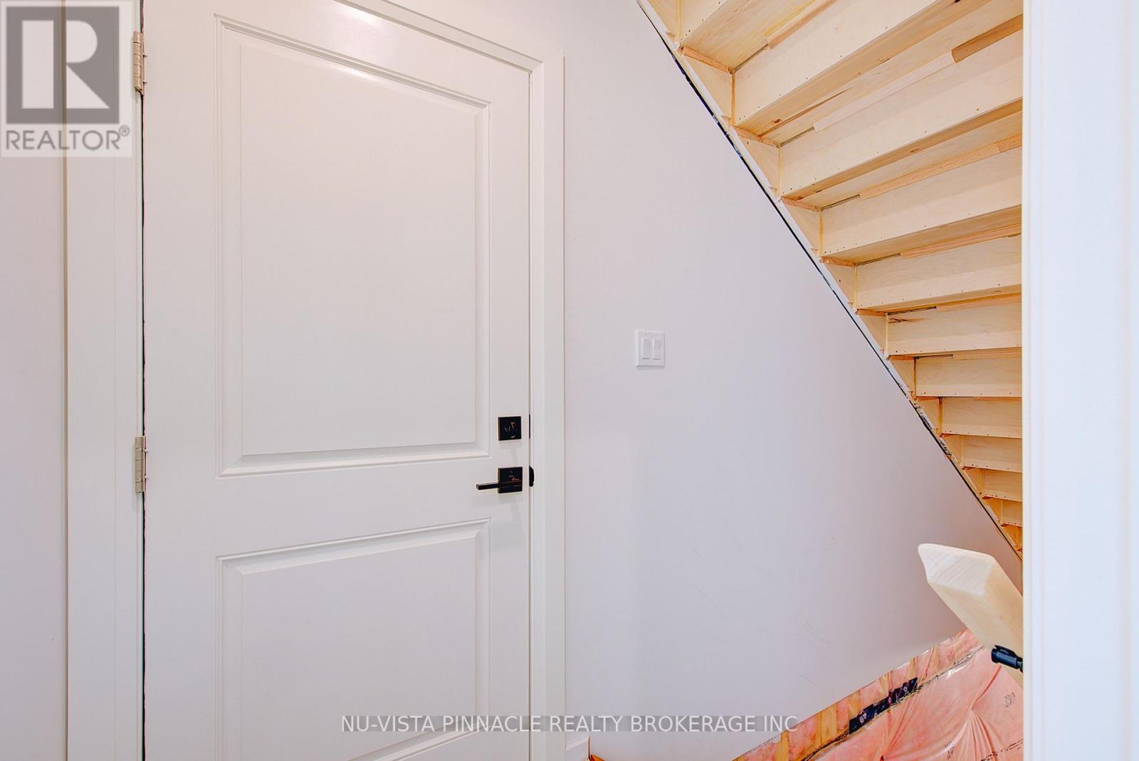 1564 Benjamin Drive, London East, Ontario  N5V 5J5 - Photo 44 - X12963792