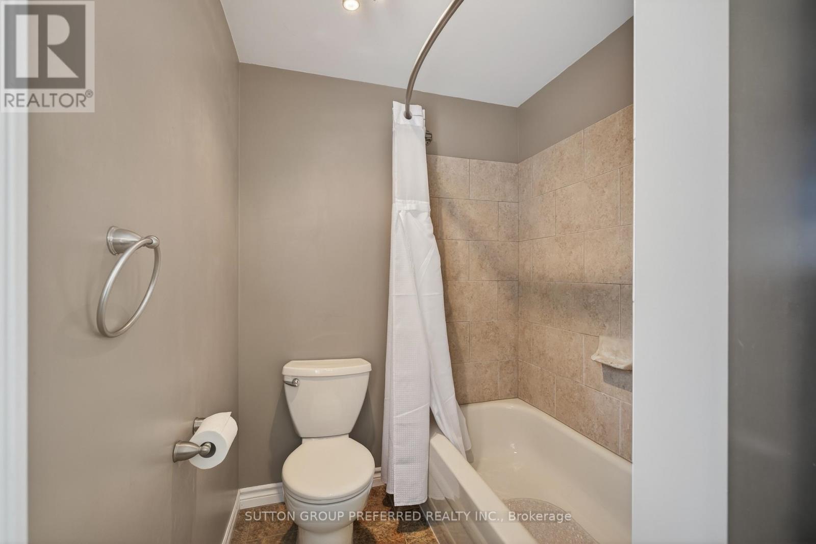 1680 Phillbrook Crescent, London North, Ontario  N5X 2Z5 - Photo 29 - X12963904