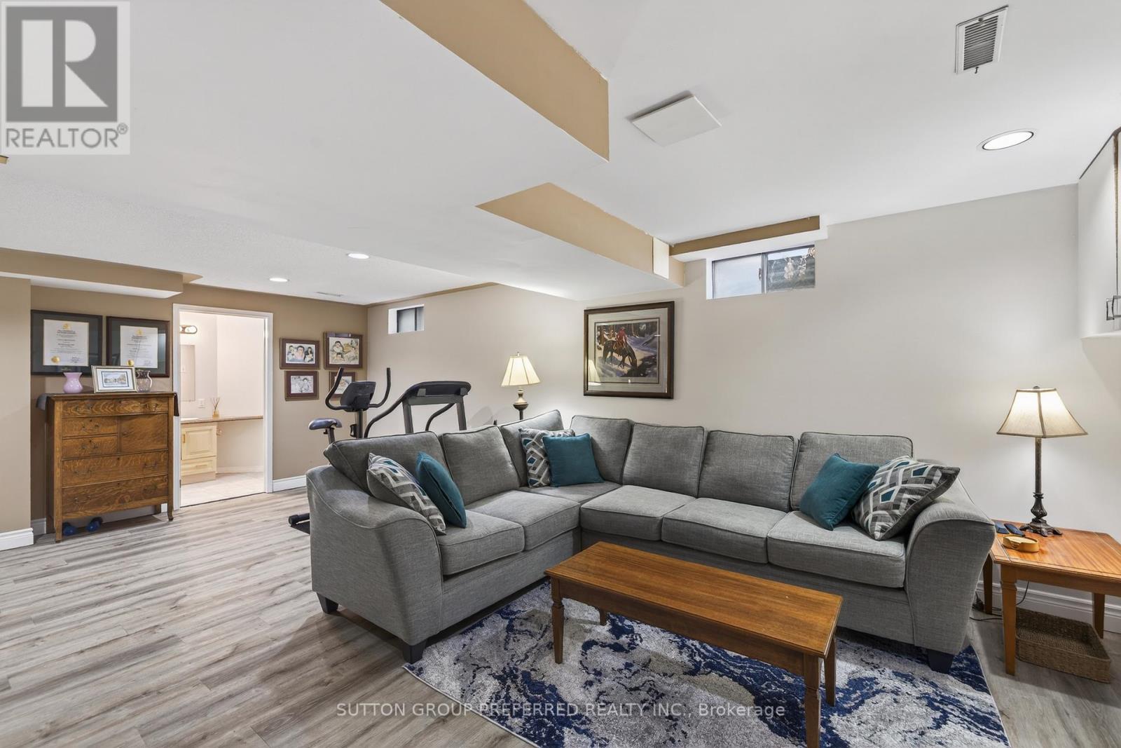 1680 Phillbrook Crescent, London North, Ontario  N5X 2Z5 - Photo 35 - X12963904