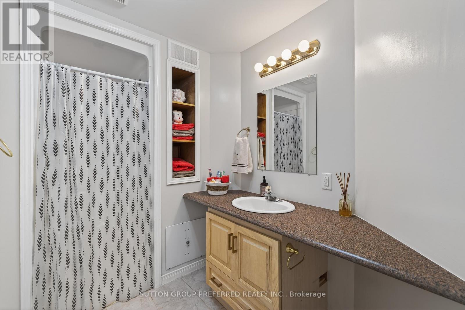 1680 Phillbrook Crescent, London North, Ontario  N5X 2Z5 - Photo 37 - X12963904