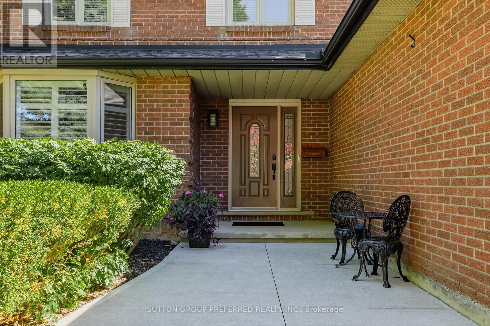 1680 Phillbrook Crescent, London North, Ontario  N5X 2Z5 - Photo 6 - X12963904