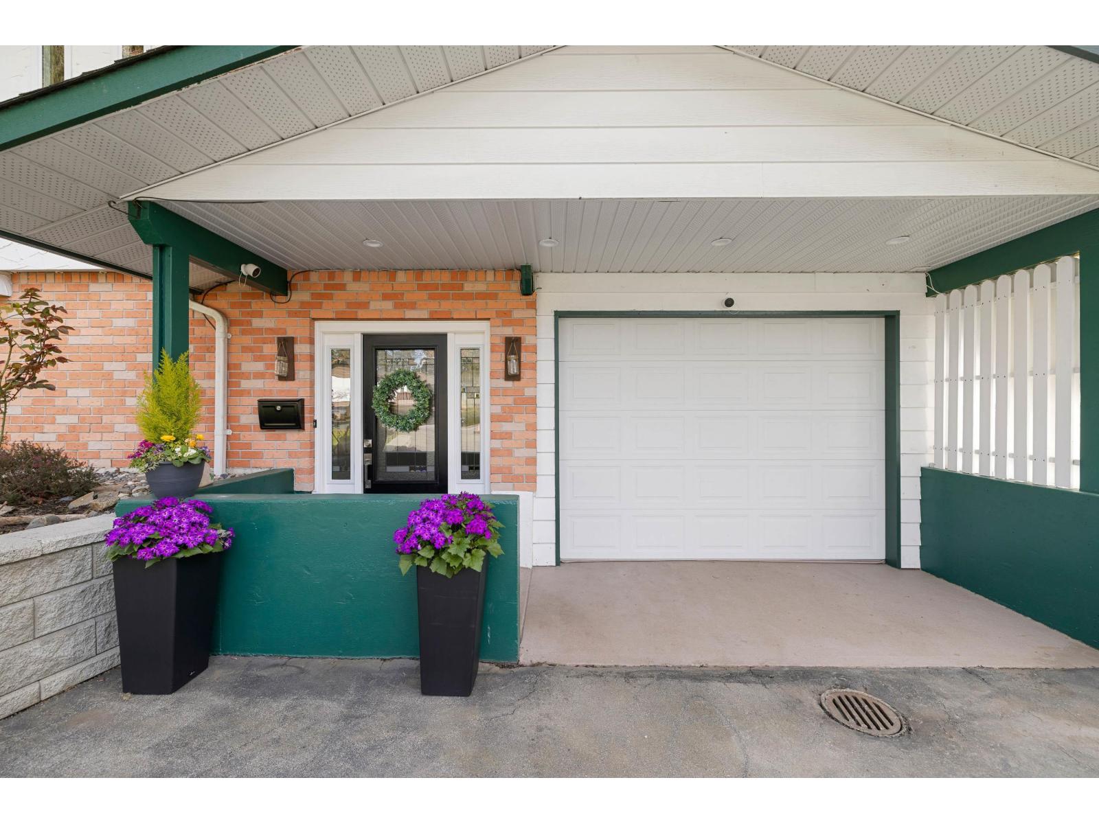 11762 80a Avenue, Delta, British Columbia  V4C 7T9 - Photo 3 - R3105809