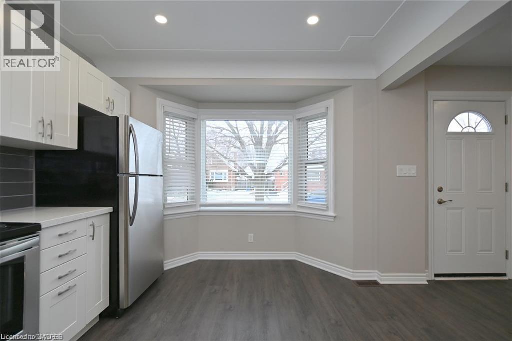 245 East 32nd Street Unit# Upper, Hamilton, Ontario  L8V 3S3 - Photo 4 - 40811420