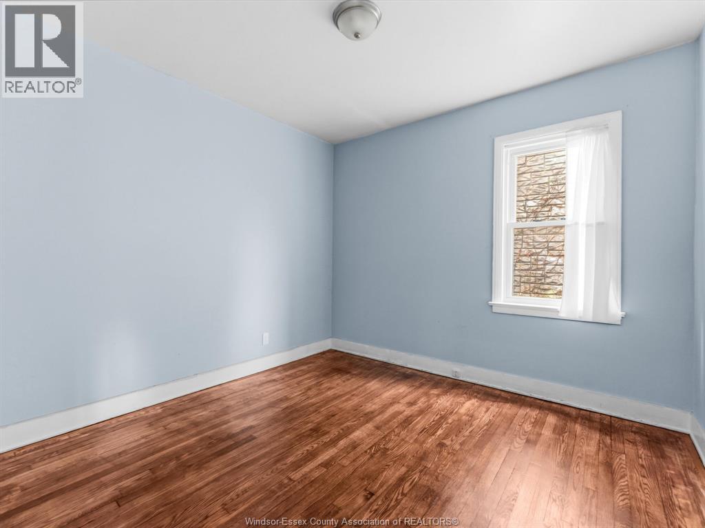 1527 Benjamin Avenue, Windsor, Ontario  N8X 4N3 - Photo 13 - 26007187
