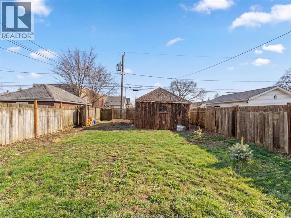 1527 Benjamin Avenue, Windsor, Ontario  N8X 4N3 - Photo 24 - 26007187