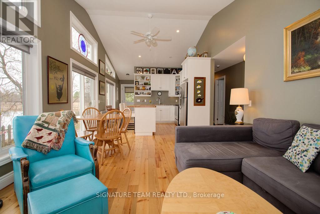 321a Lake Dore Road, North Algona Wilberforce, Ontario  K0J 1X0 - Photo 13 - X12963686