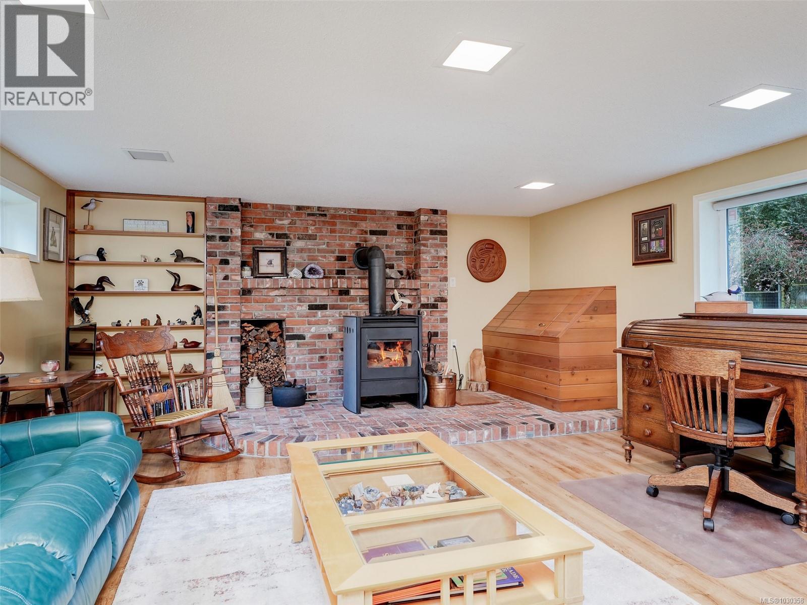 10720 Derrick Rd, North Saanich, British Columbia  V8L 5M8 - Photo 17 - 1030358