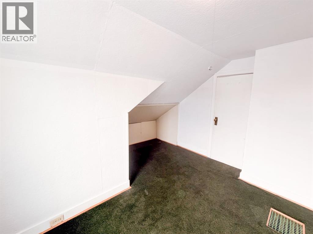 112 5 Street, Keoma, Alberta  T4A 1G6 - Photo 20 - A2294006