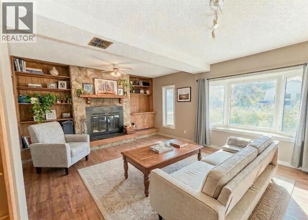 112 5 Street, Keoma, Alberta  T4A 1G6 - Photo 3 - A2294006