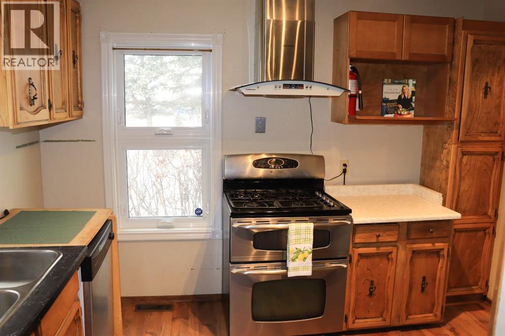 112 5 Street, Keoma, Alberta  T4A 1G6 - Photo 9 - A2294006