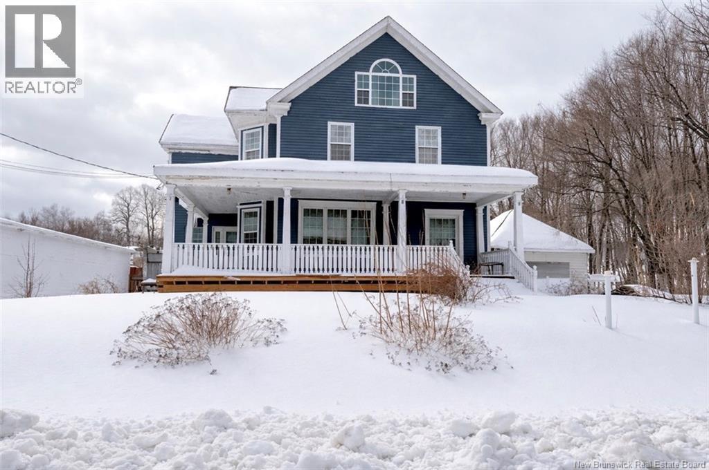 344 St Patrick, Bathurst, New Brunswick  E2A 1E3 - Photo 2 - NB136584