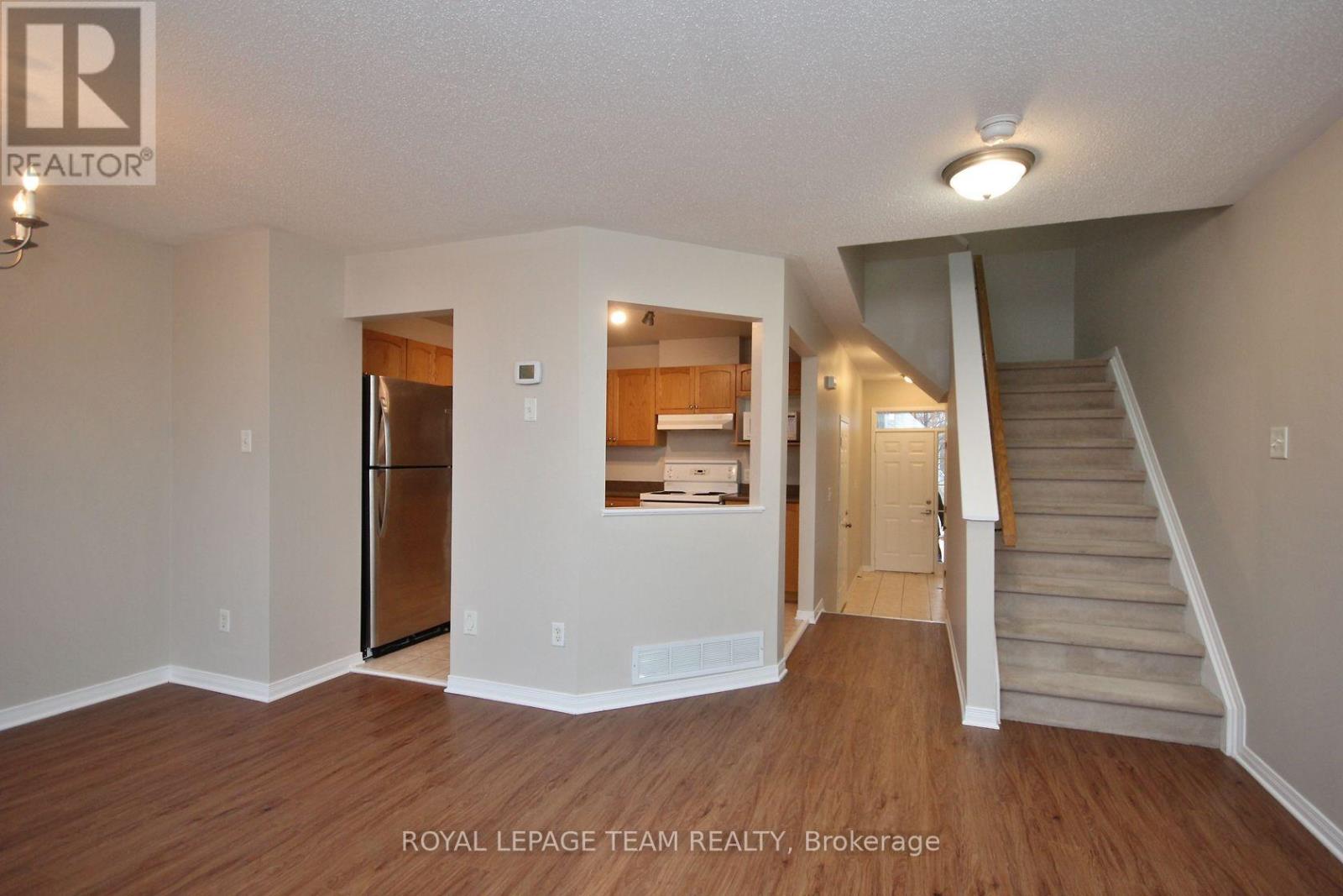 139 Oakfield Crescent, Ottawa, Ontario  K2J 5H8 - Photo 11 - X12963508