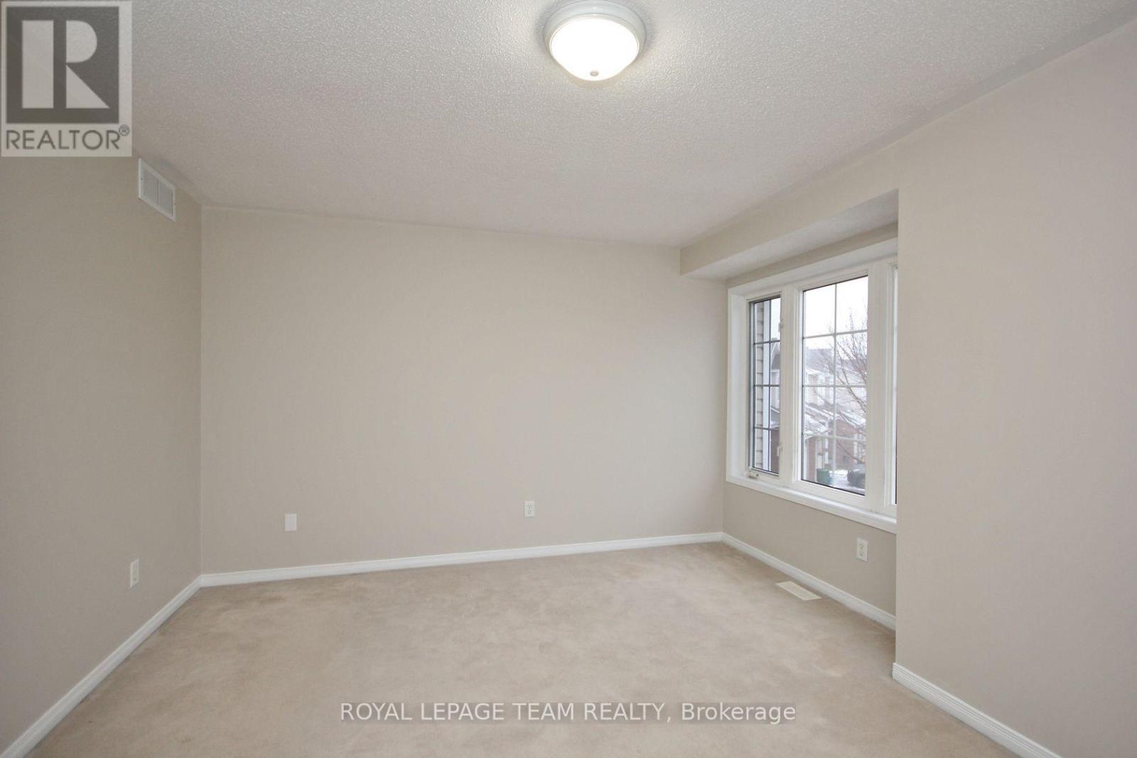 139 Oakfield Crescent, Ottawa, Ontario  K2J 5H8 - Photo 15 - X12963508