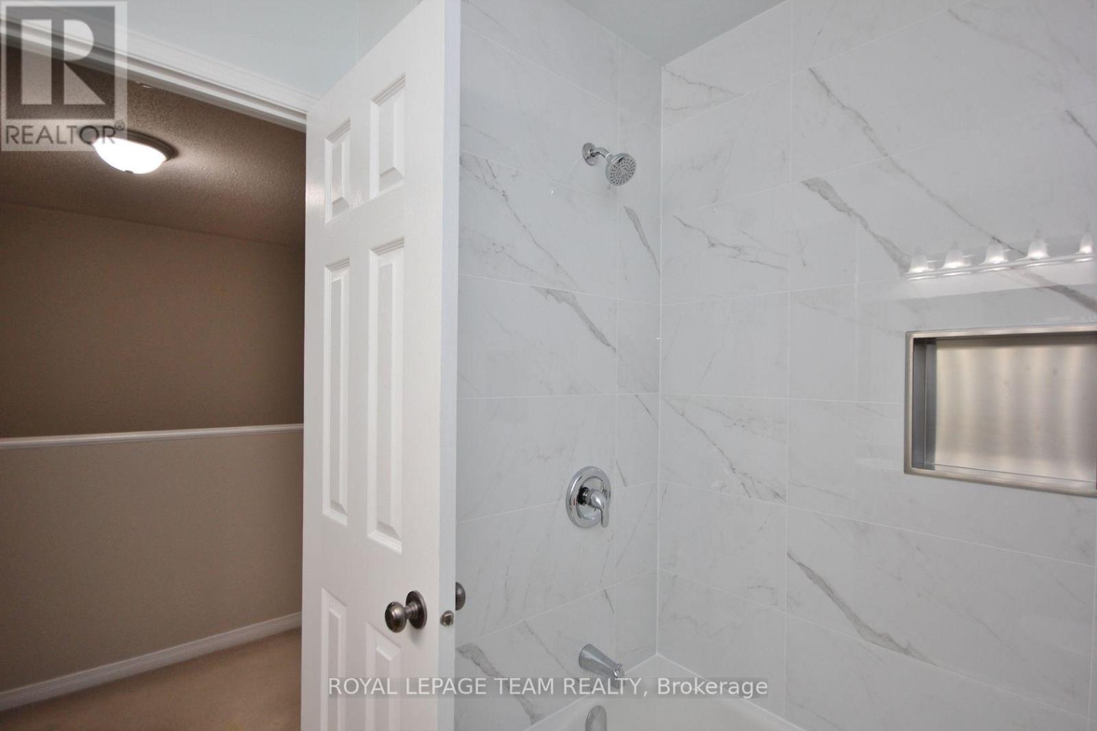 139 Oakfield Crescent, Ottawa, Ontario  K2J 5H8 - Photo 23 - X12963508