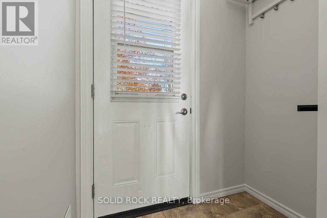 26 A & B Ettrick Crescent, Ottawa, Ontario  K2J 1G1 - Photo 20 - X12963624