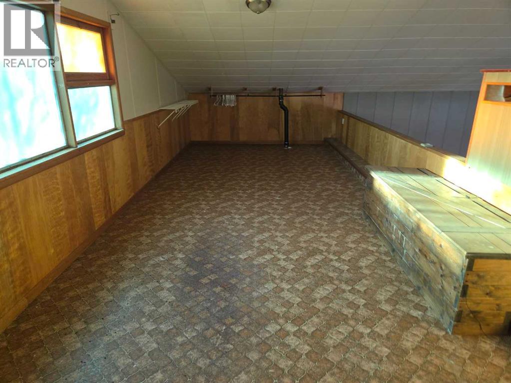 204 Lay Vivian Avenue W, Galahad, Alberta  T0B 1R0 - Photo 22 - A2294541