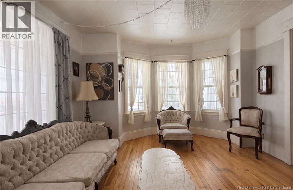 344 St Patrick, Bathurst, New Brunswick  E2A 1E3 - Photo 12 - NB136584
