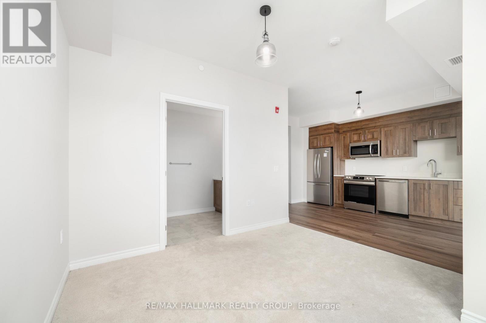 202 - 1350 Hemlock Road, Ottawa, Ontario  K1K 5C2 - Photo 16 - X12963716