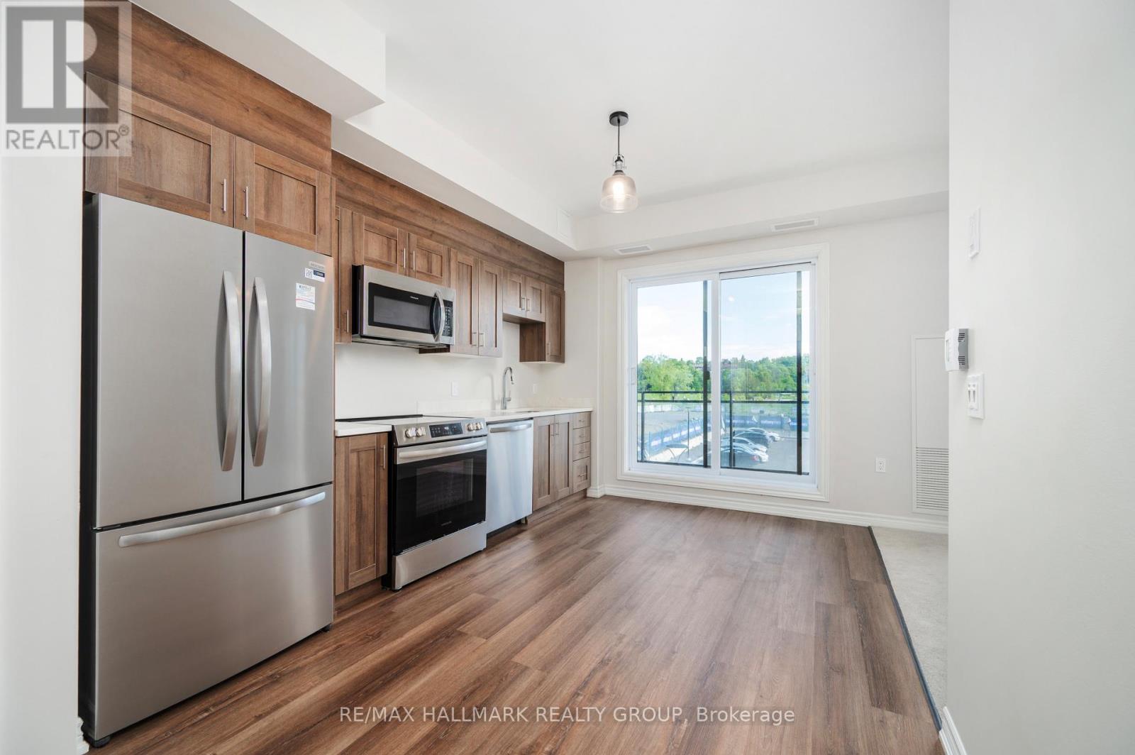 202 - 1350 Hemlock Road, Ottawa, Ontario  K1K 5C2 - Photo 7 - X12963716