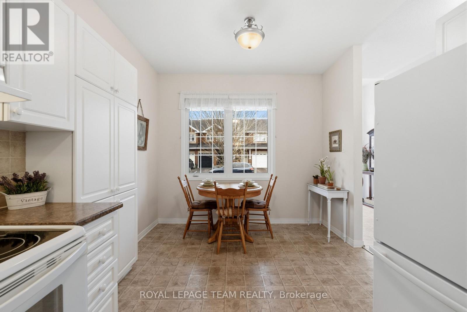 145 Stedman Street, Ottawa, Ontario  K1T 0B5 - Photo 11 - X12963814