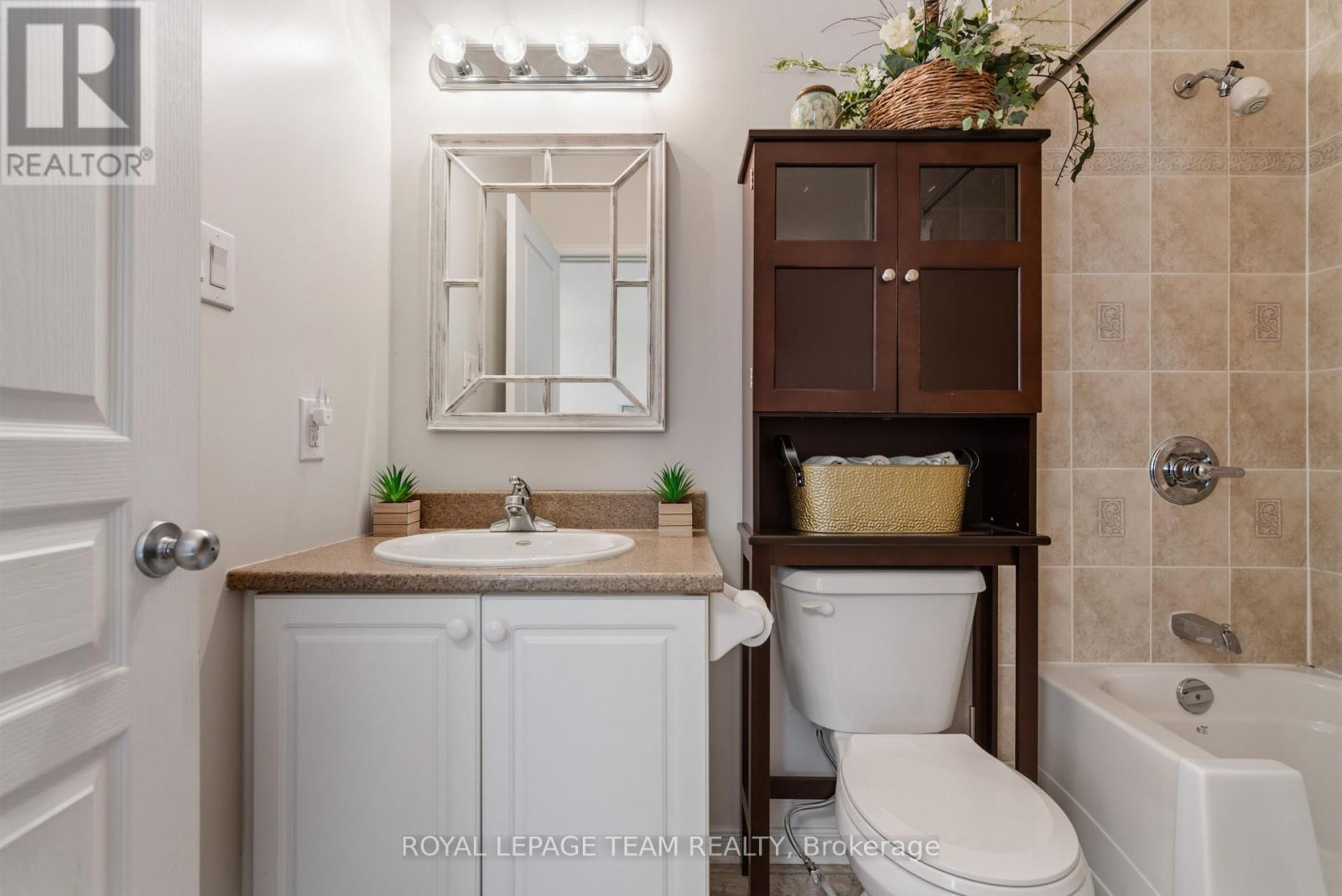 145 Stedman Street, Ottawa, Ontario  K1T 0B5 - Photo 21 - X12963814