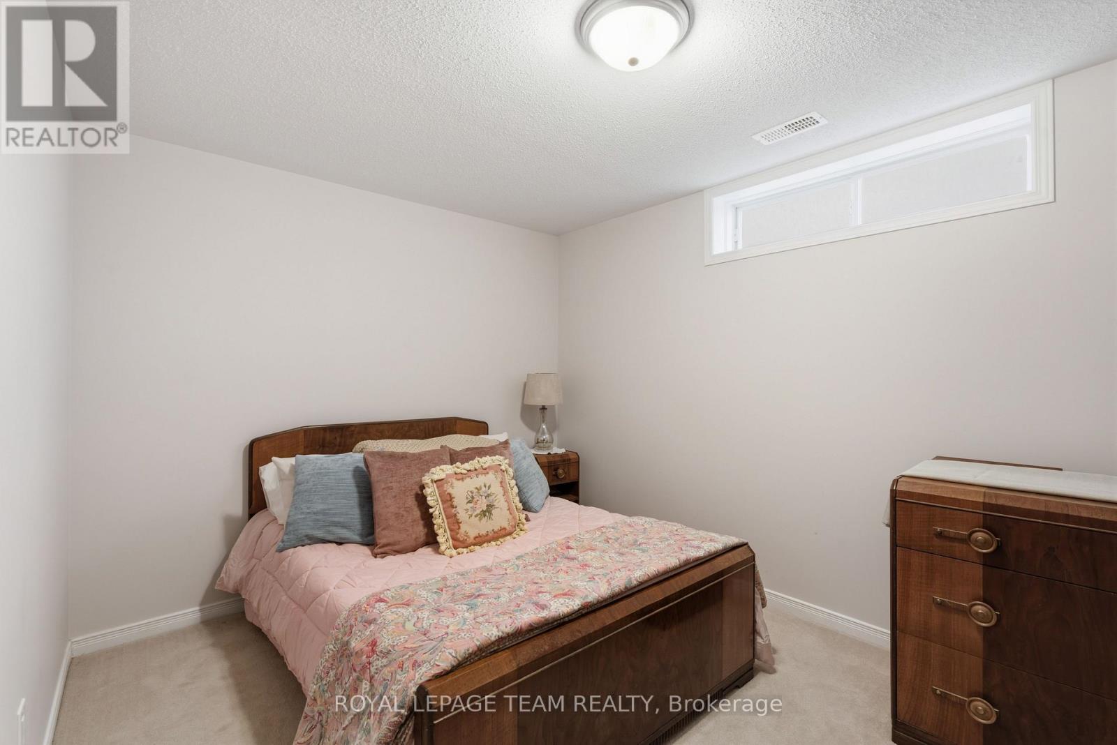 145 Stedman Street, Ottawa, Ontario  K1T 0B5 - Photo 27 - X12963814