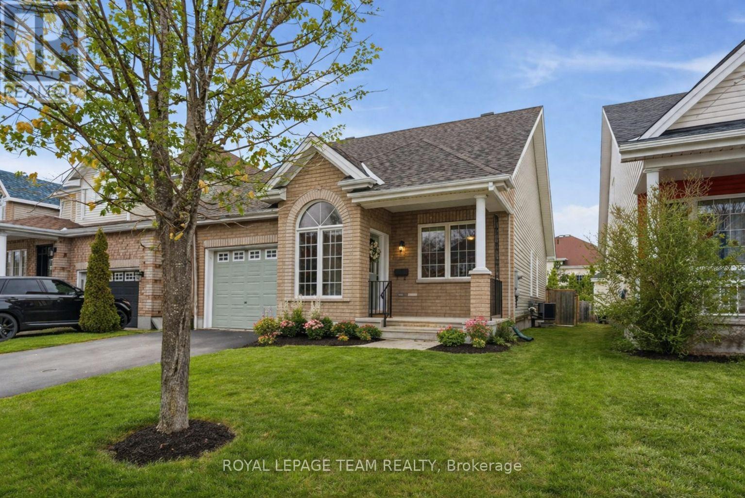 145 Stedman Street, Ottawa, Ontario  K1T 0B5 - Photo 3 - X12963814