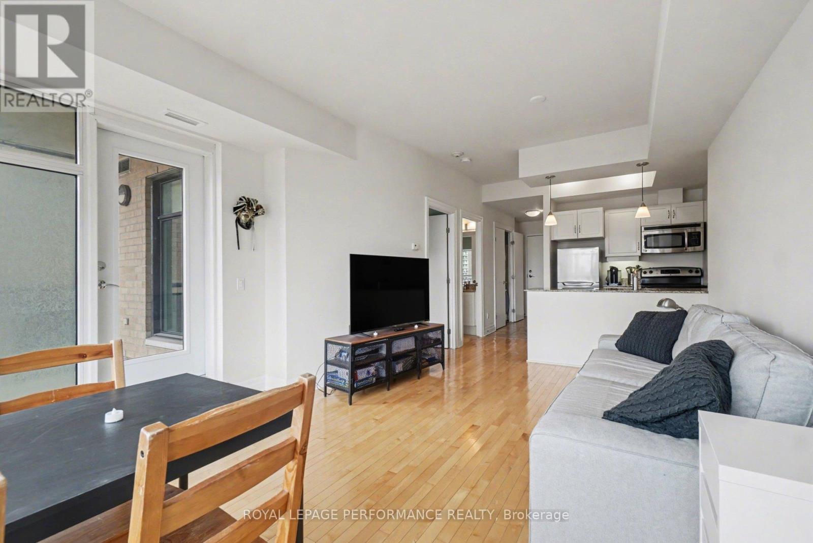 801 - 245 Kent Street, Ottawa, Ontario  K2P 0A5 - Photo 15 - X12963936